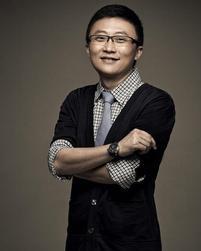 沈严 的背景,从影视幕后到台前，揭秘导演的跨界传奇